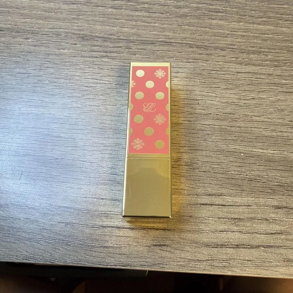 2025 HOLIDAY Estee Lauder Limited Edition Lipstick -  Blushing Bow- Full Size